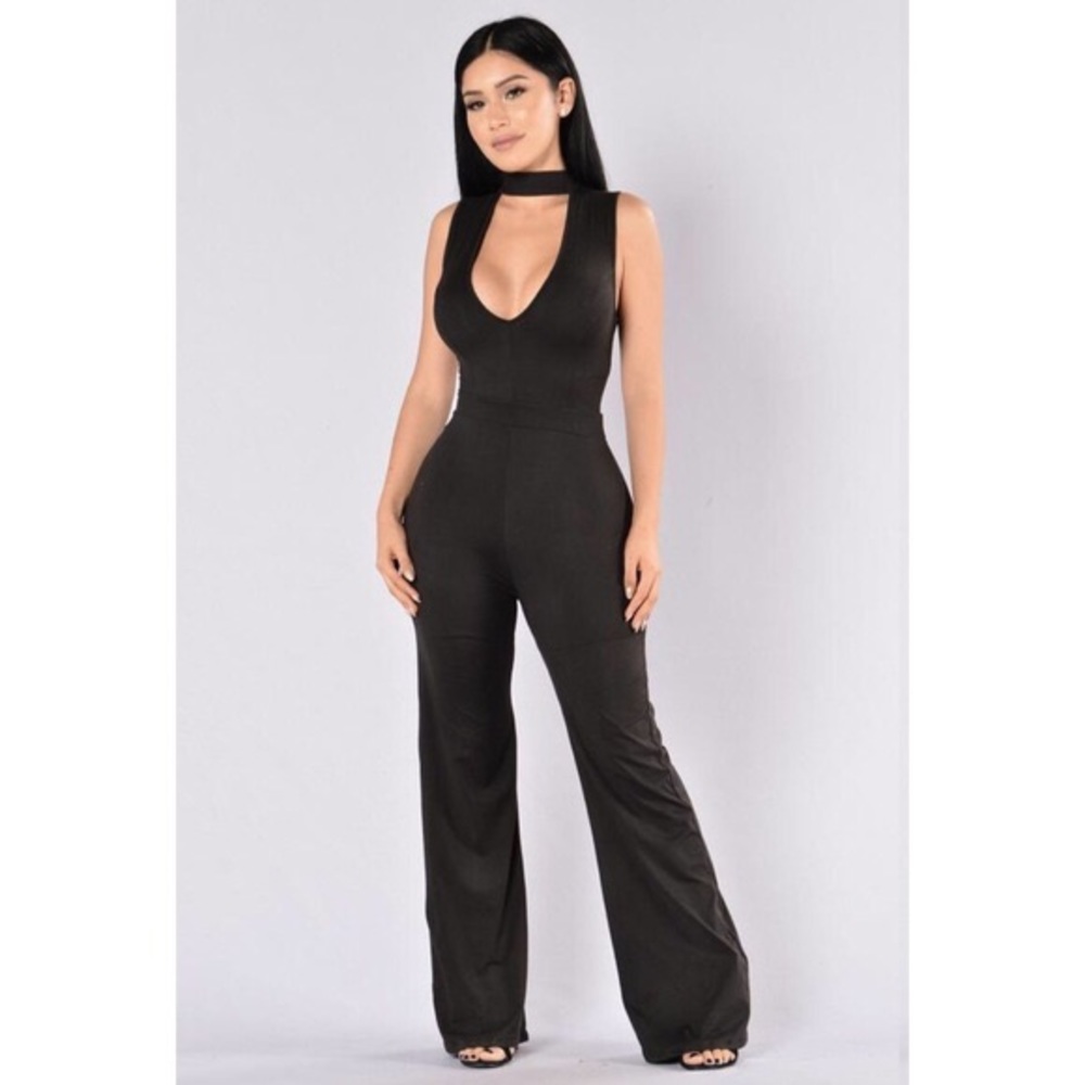 ***sold*** Fashion Nova Black choker neck jumpsuit